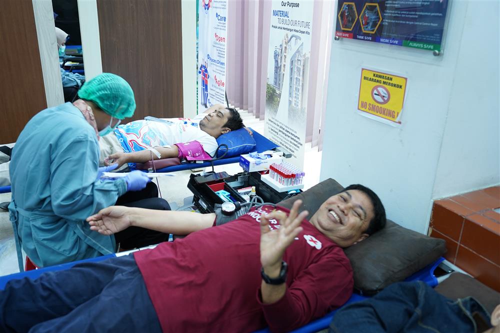 Indocement Gelar Donor Darah Serentak di Tiga Lokasi Pabrik